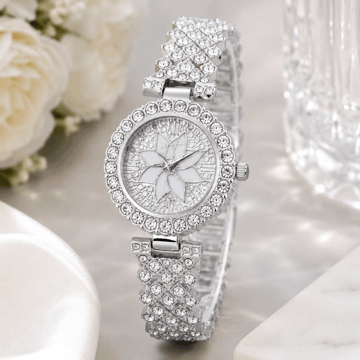 Luxury Floral Crystal Quartz Wrist Watch for Women – Golden