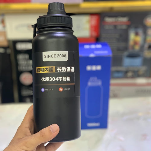 1000ml Matte Black Stainless Steel Vacuum Insulated Water Bottle With Carrying Strap Durable And Stylish