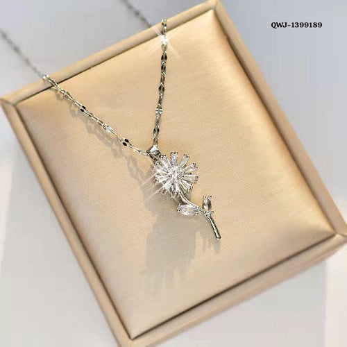 Flower Rotation Pendant Necklace – Golden | Premium China Quality | QWJ-189